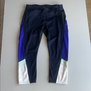 Athleta Crop Leggings